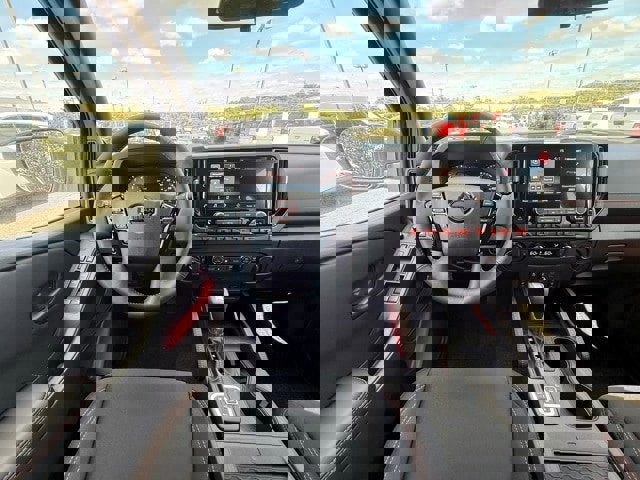 New 2026 Nissan Frontier PRO-4X w/ Pro-4x Convenience Package image 21