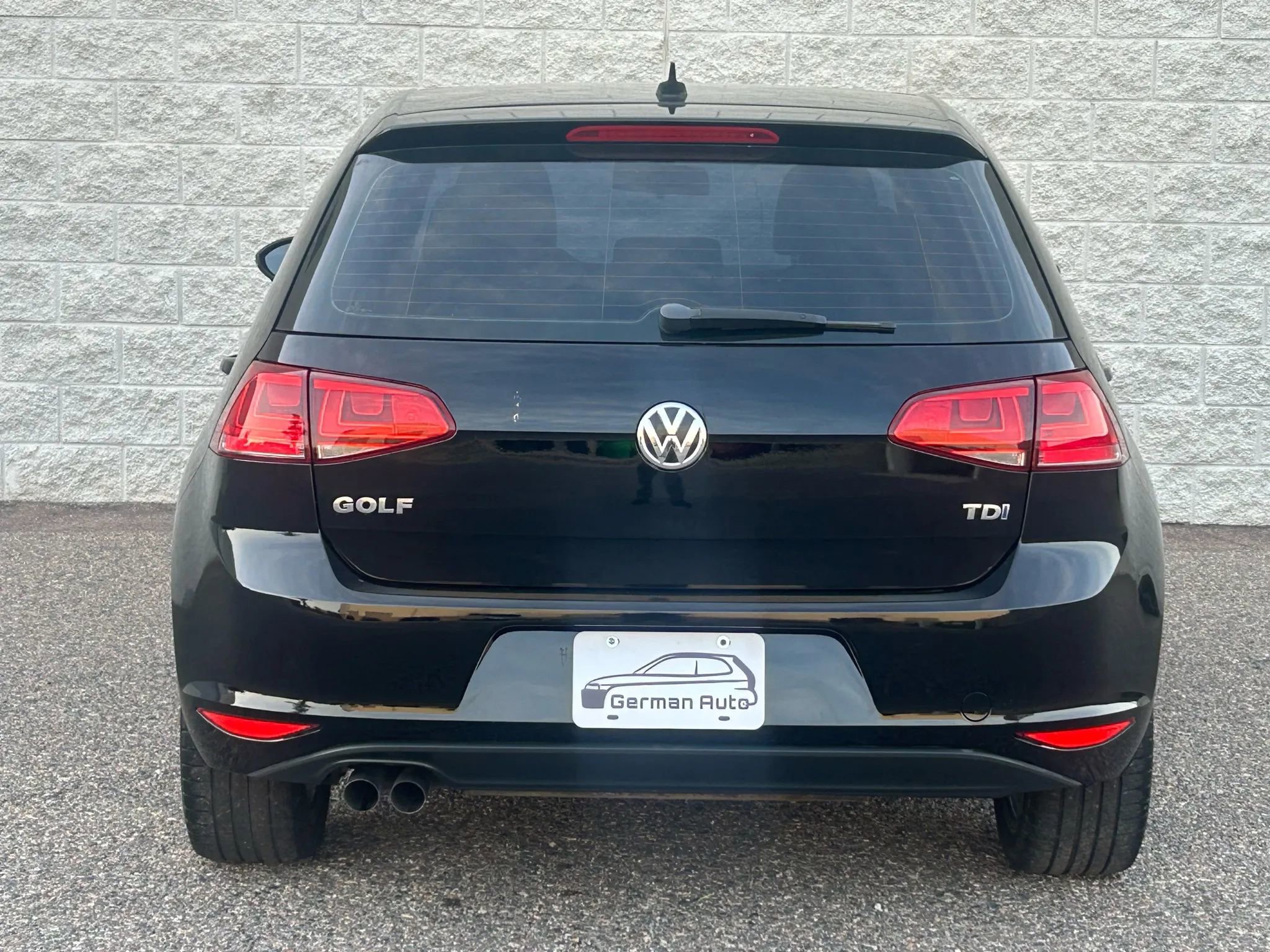 Used 2015 Volkswagen Golf TDI SE image 7