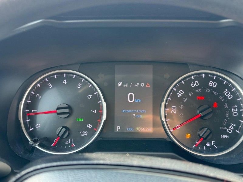 Used 2021 Toyota RAV4 XLE image 22