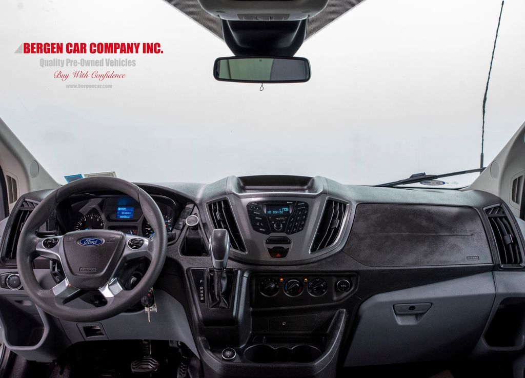 Used 2019 Ford Transit 350 XL image 17