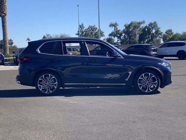 Used 2026 BMW X5 xDrive50e w/ Premium Package image 5