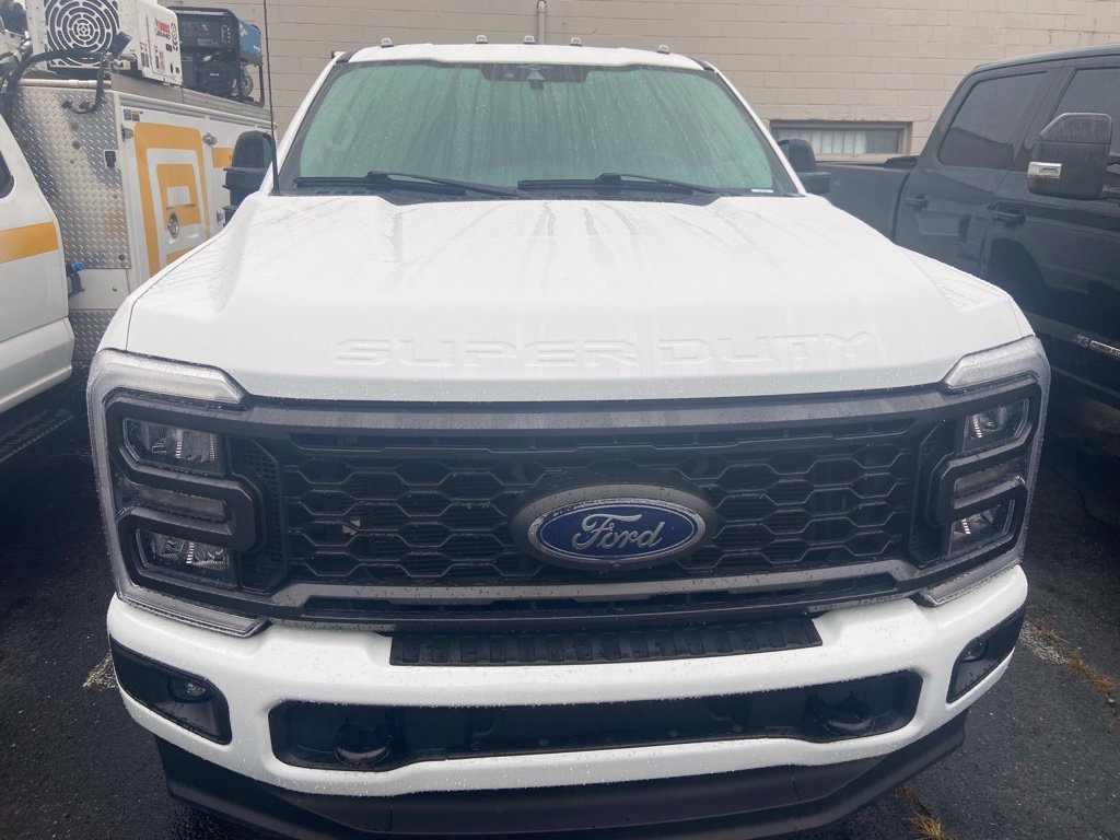 Used 2023 Ford F250 XLT w/ XLT Premium Package AWD/4WD image 6