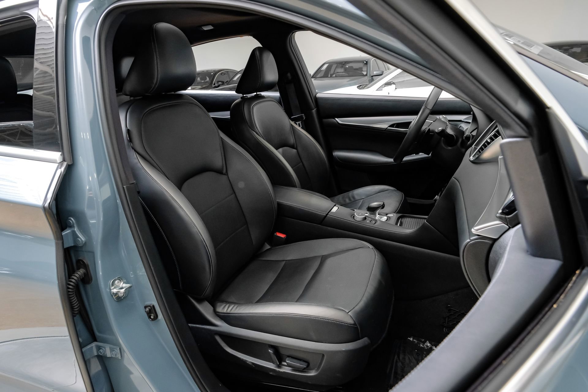 Used 2023 INFINITI QX55 Luxe w/ Cargo Package image 37