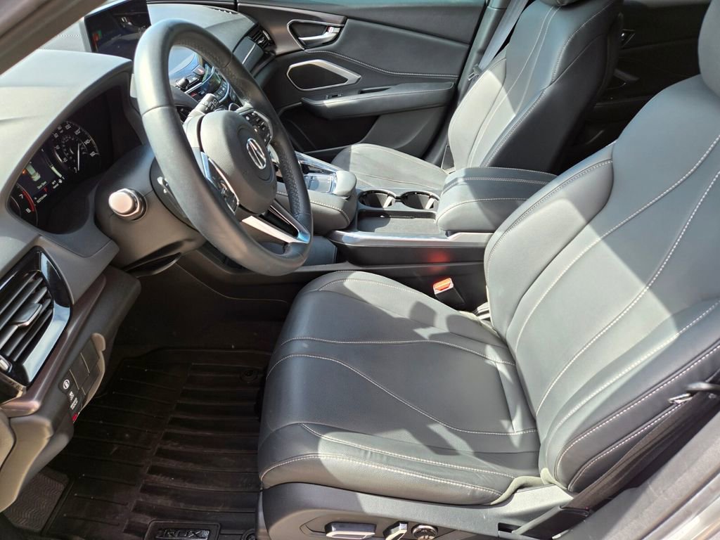 Used 2025 Acura RDX SH-AWD image 6