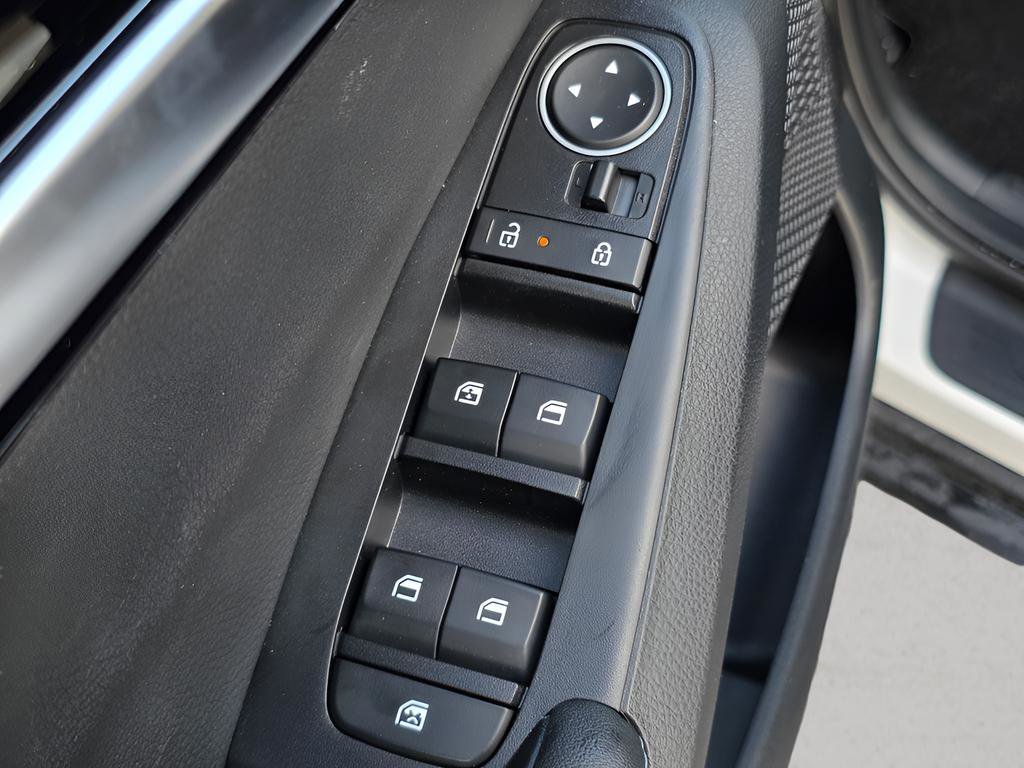 Used 2026 Kia Seltos S image 17