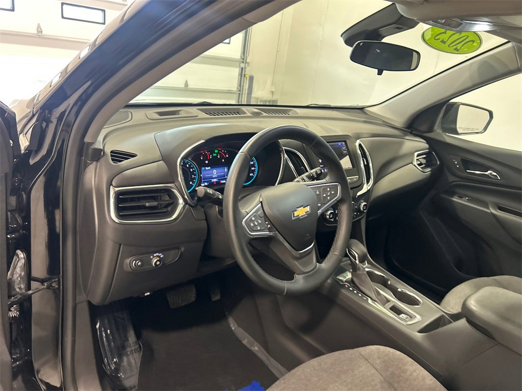 Used 2023 Chevrolet Equinox LT image 17