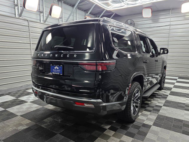 Used 2022 Jeep Wagoneer Series III w/ Flexible Seating Group AWD/4WD image 6