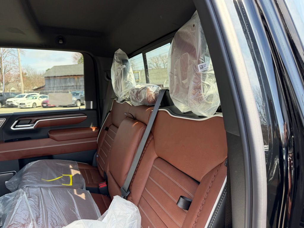 New 2026 GMC Sierra 3500 Denali Ultimate image 8