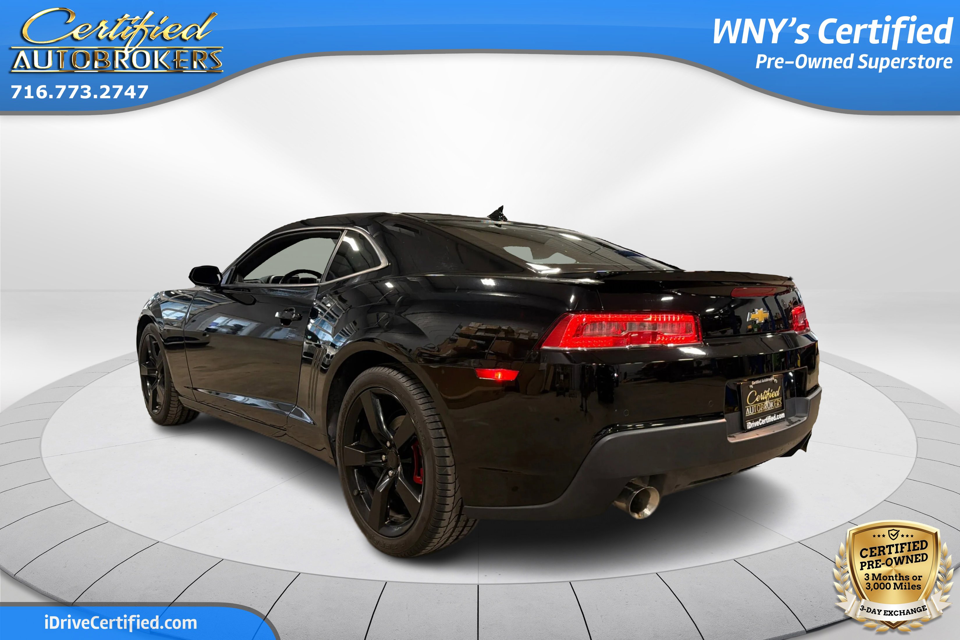Used 2015 Chevrolet Camaro LT RWD image 8