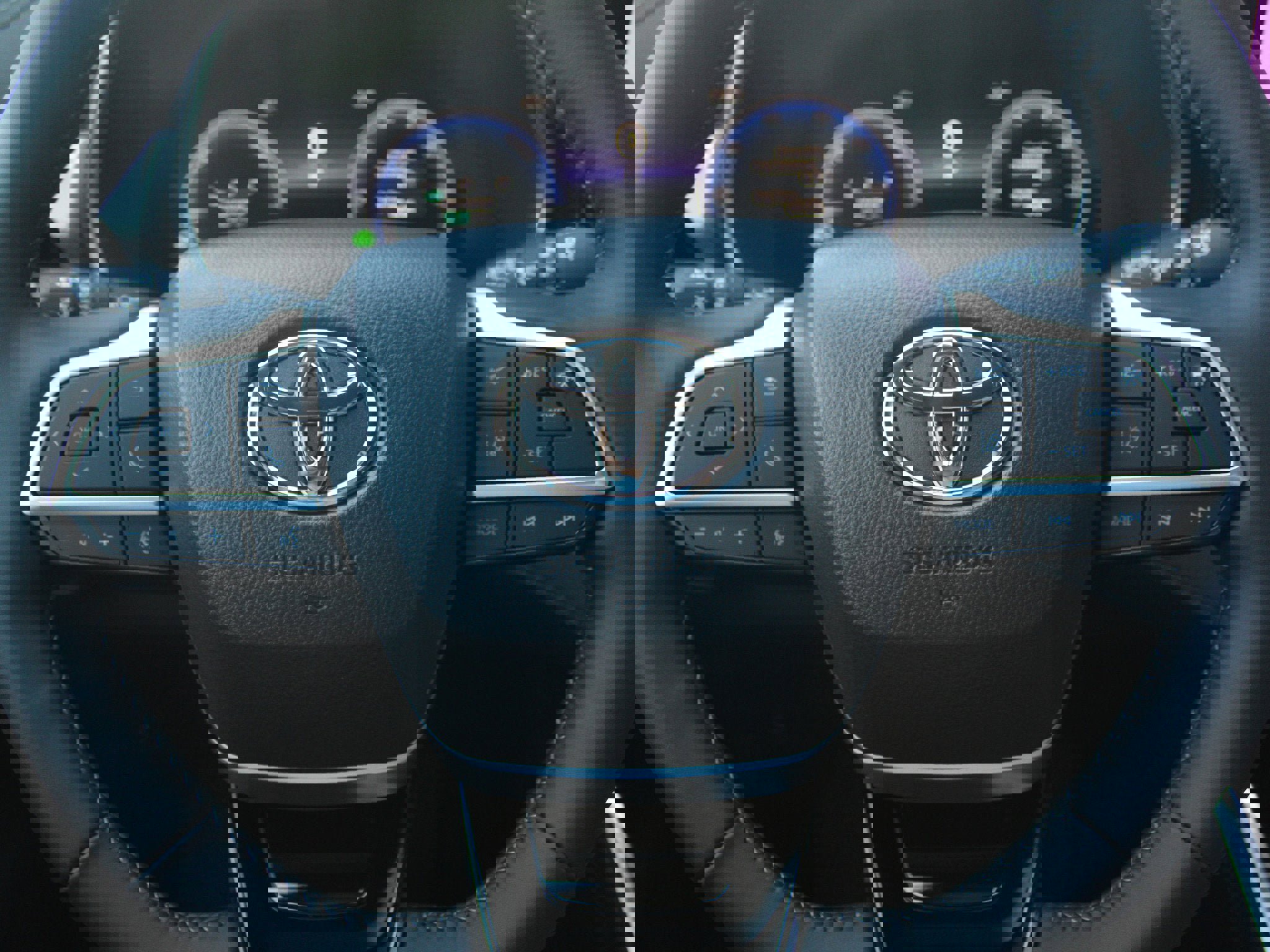 Used 2026 Toyota Highlander Platinum image 8