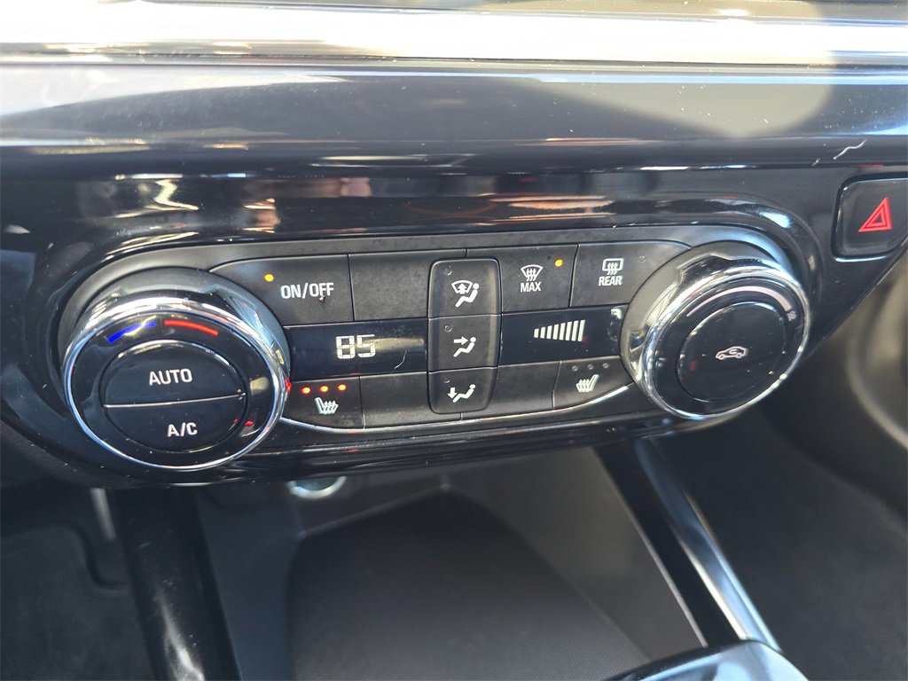 Certified 2025 Chevrolet Trax RS w/ Driver Confidence Package image 26