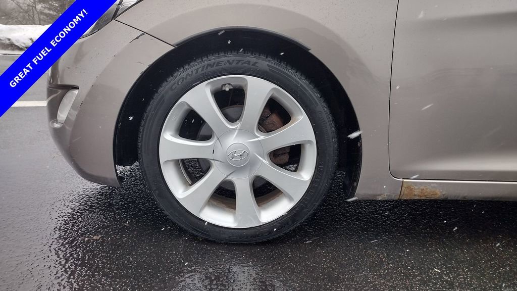 Used 2012 Hyundai Elantra Limited w/ Technology Pkg 5 image 9