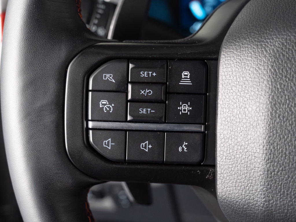 Used 2025 Ford F150 Raptor AWD/4WD image 29