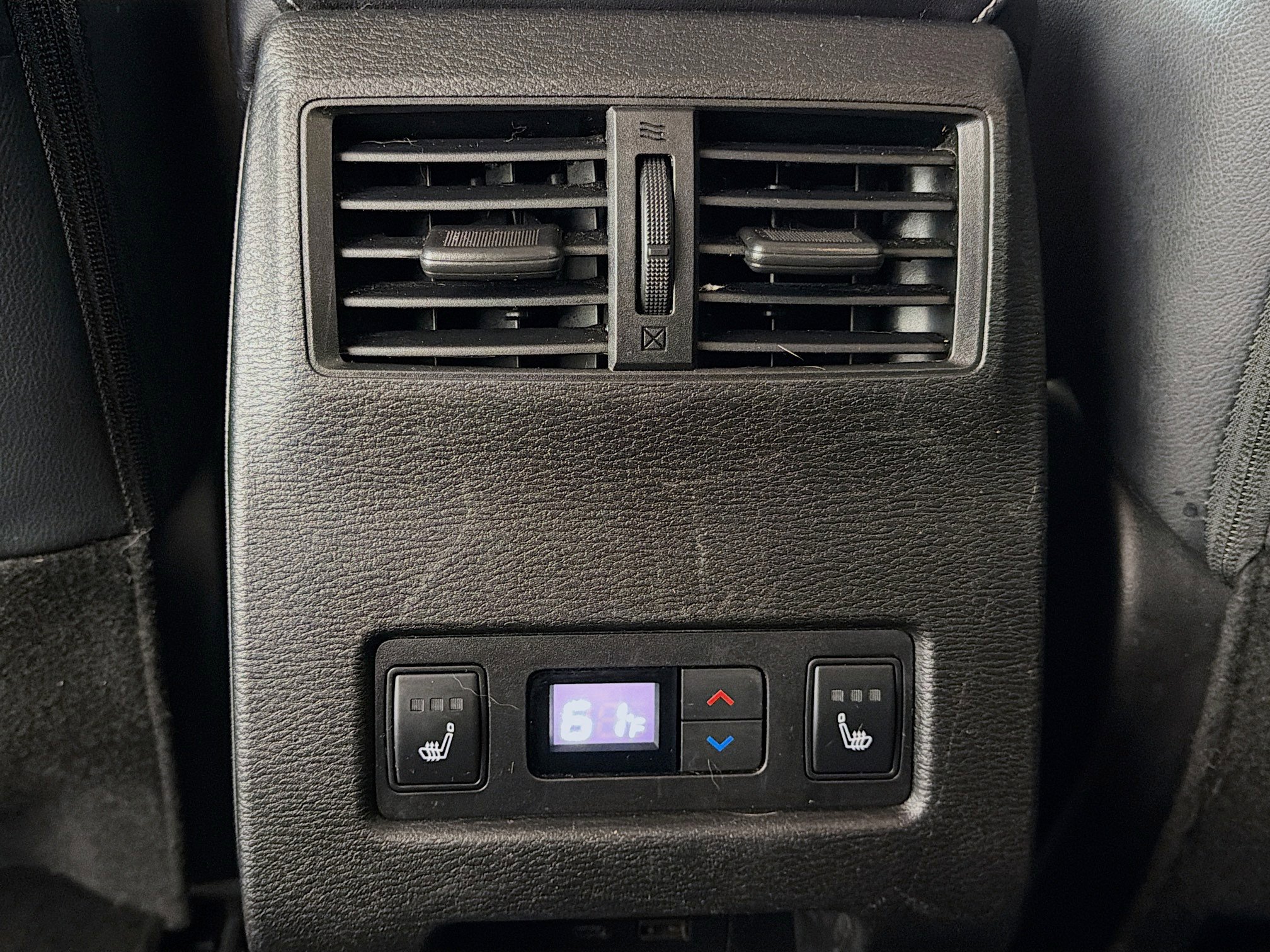 Used 2023 Mitsubishi Outlander SEL image 27