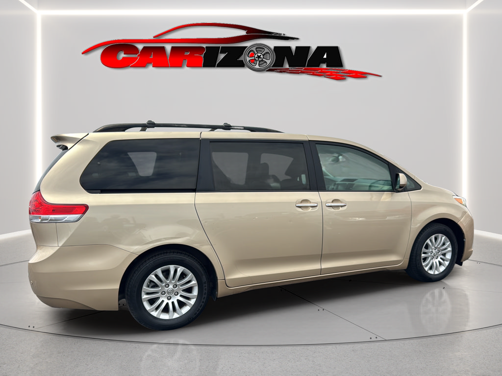 Used 2011 Toyota Sienna XLE w/ Premium Pkg FWD image 5