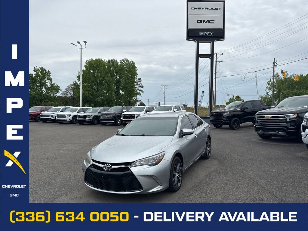 Used 2016 Toyota Camry XSE FWD image 1