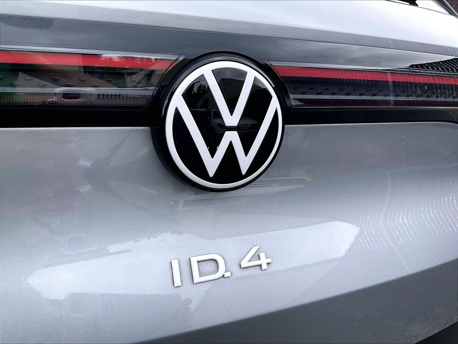 Certified 2023 Volkswagen ID.4 2WD image 29