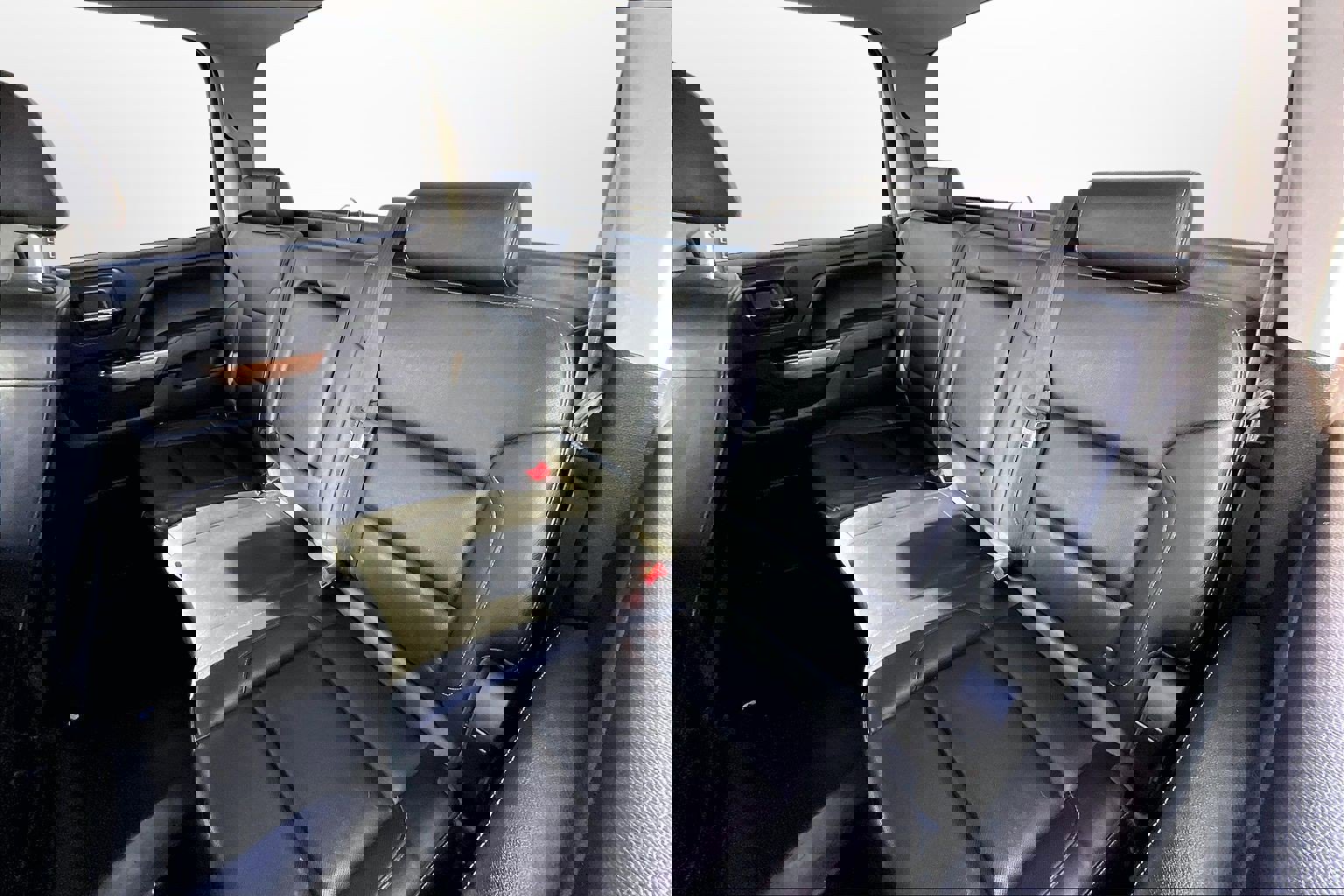 Used 2018 Chevrolet Silverado 2500 LTZ w/ Duramax Plus Package image 17