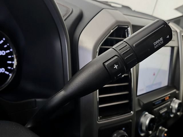 Certified 2021 Ford F250 Platinum w/ FX4 Off-Road Package AWD/4WD image 18