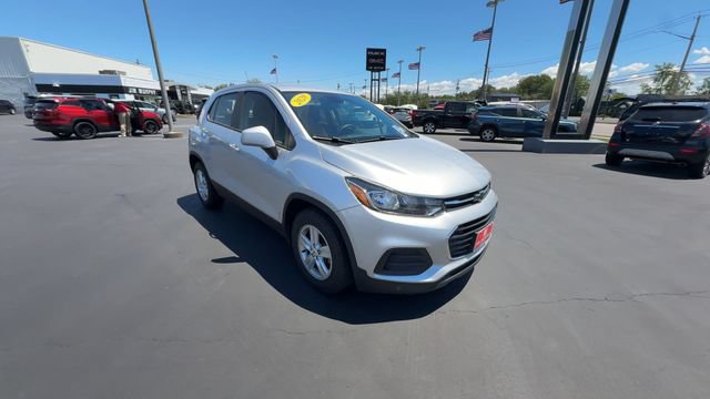 Certified 2020 Chevrolet Trax LS FWD image 2