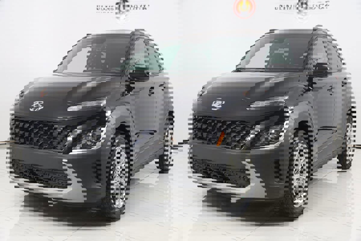 Used 2023 Hyundai Kona SEL w/ Cargo Package image 5