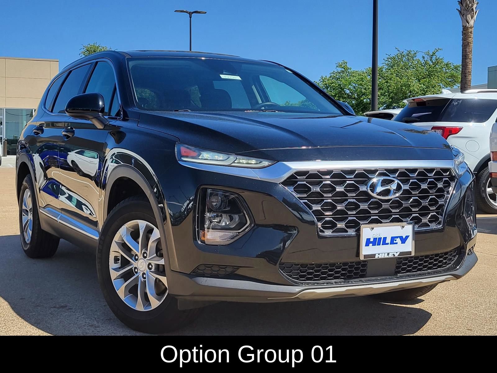 Used 2020 Hyundai Santa Fe SE FWD image 1