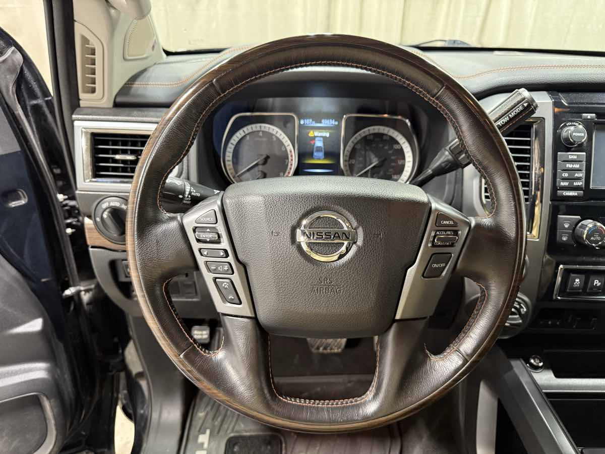 Used 2018 Nissan Titan Platinum Reserve w/ Platinum Utility Package AWD/4WD image 10