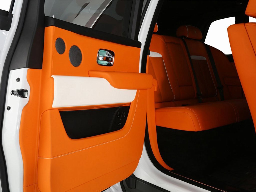 Used 2022 Rolls-Royce Cullinan image 14