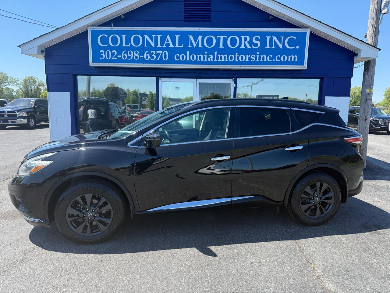 Used 2018 Nissan Murano SV w/ Premium Package FWD image 1