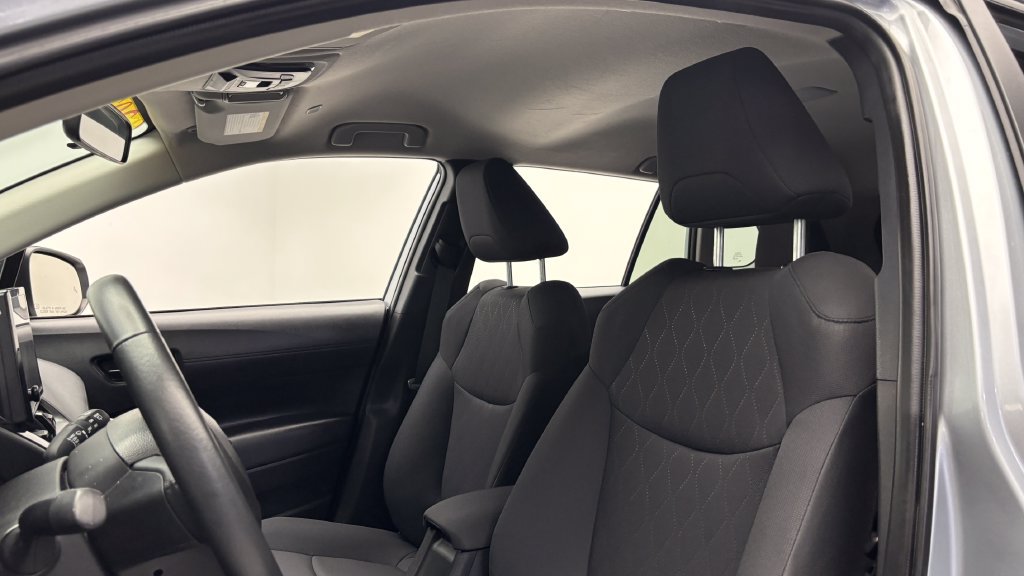 Certified 2026 Toyota Corolla Cross LE FWD image 10