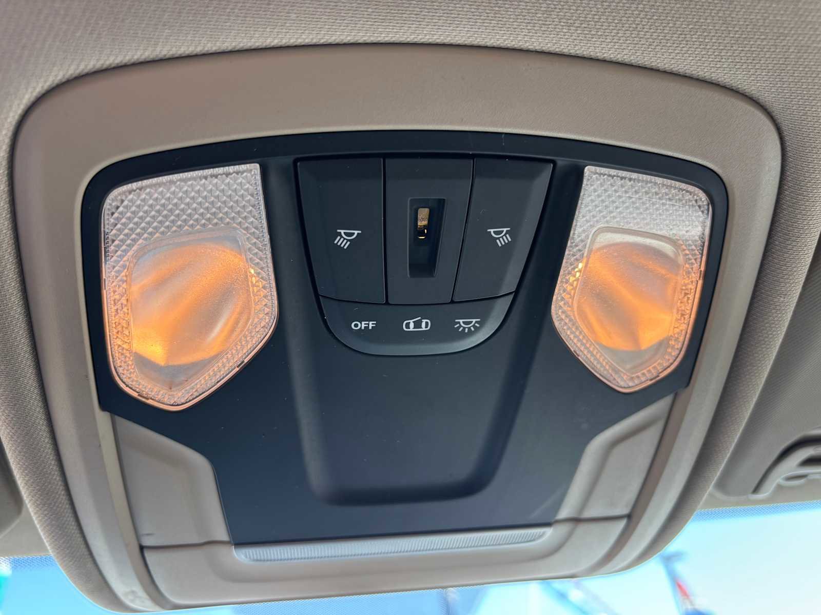 Used 2019 RAM 5500 Tradesman RWD image 25