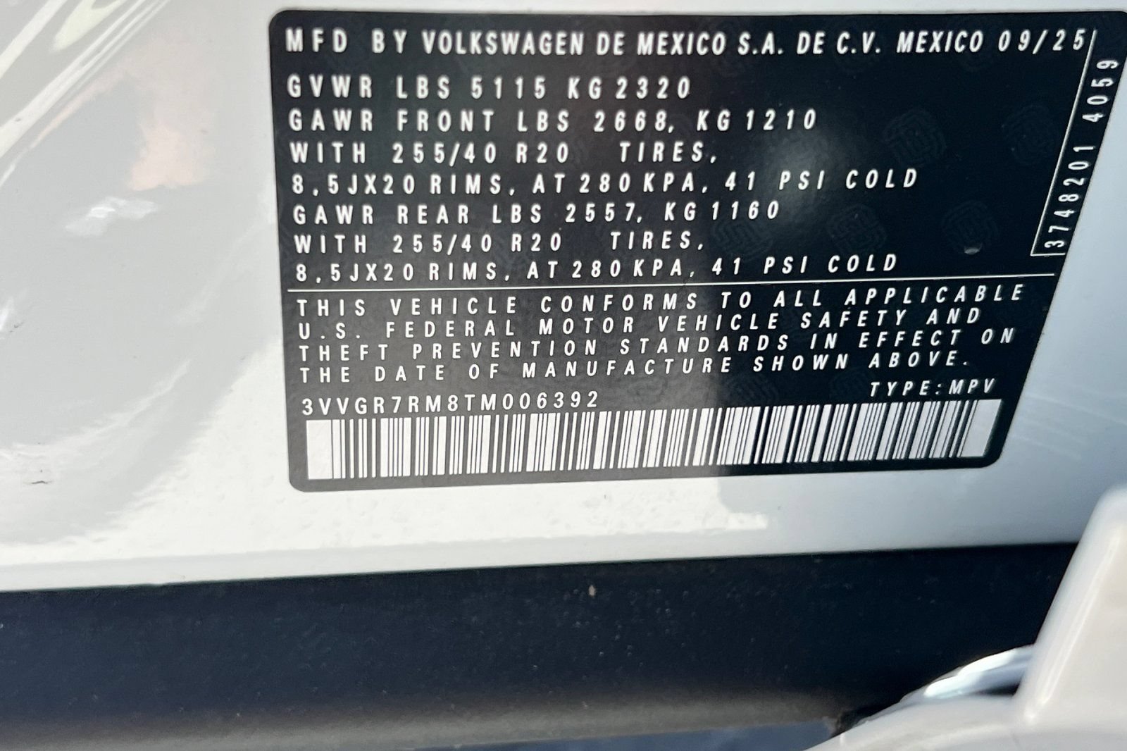 Certified 2026 Volkswagen Tiguan SE R-Line AWD/4WD image 29
