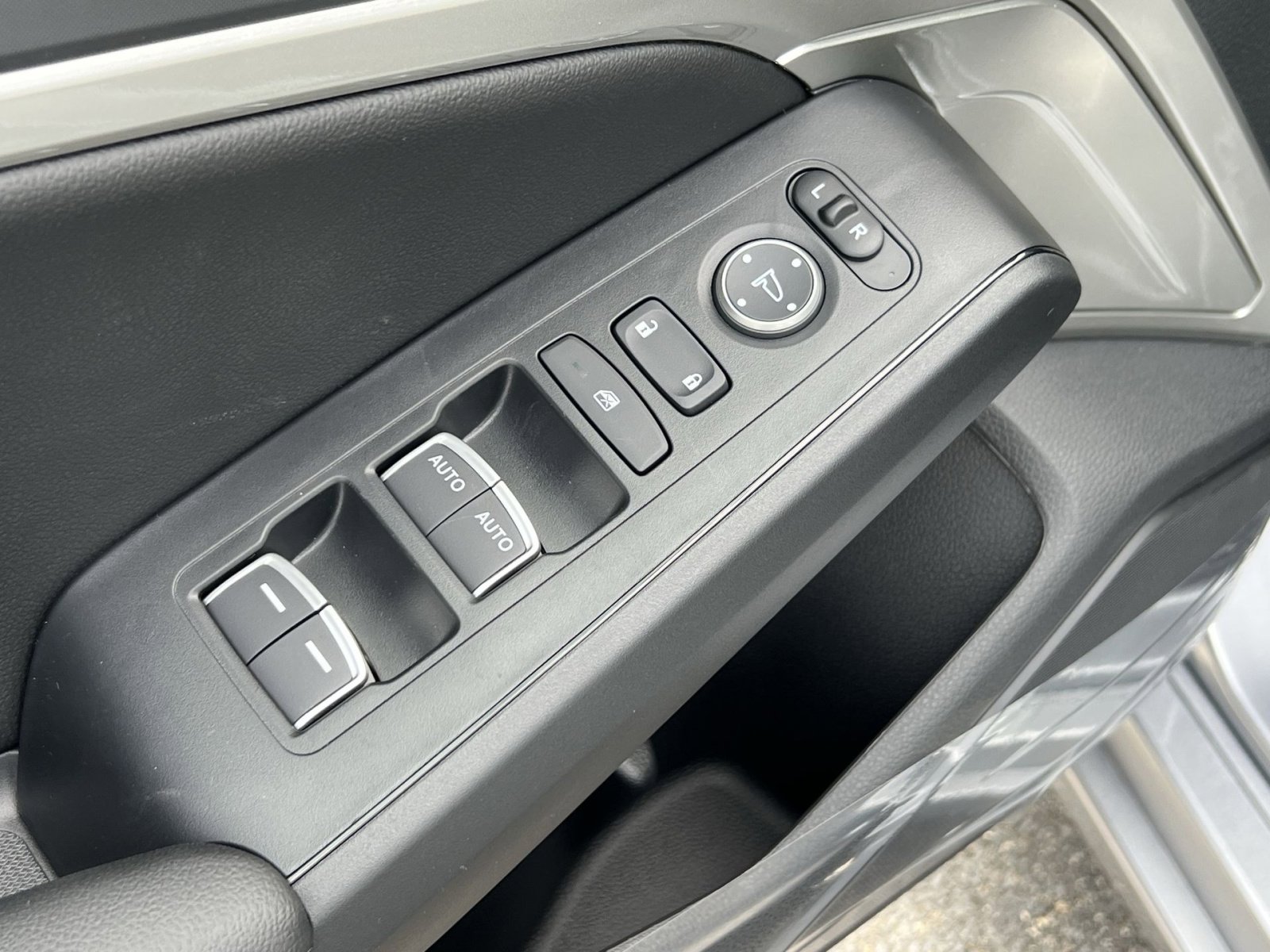 New 2026 Acura Integra image 12