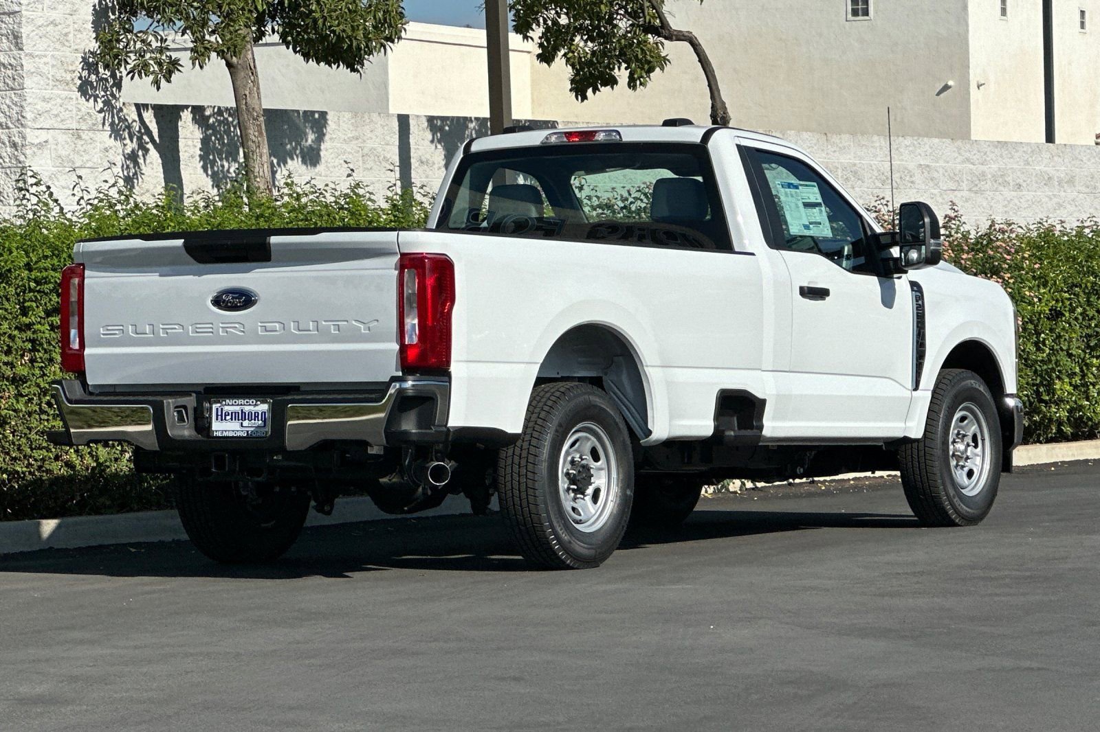 New 2026 Ford F250 XL w/ XL Chrome Package image 4