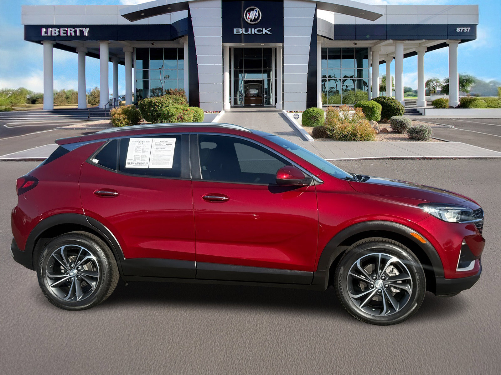 Used 2023 Buick Encore GX Select FWD image 2