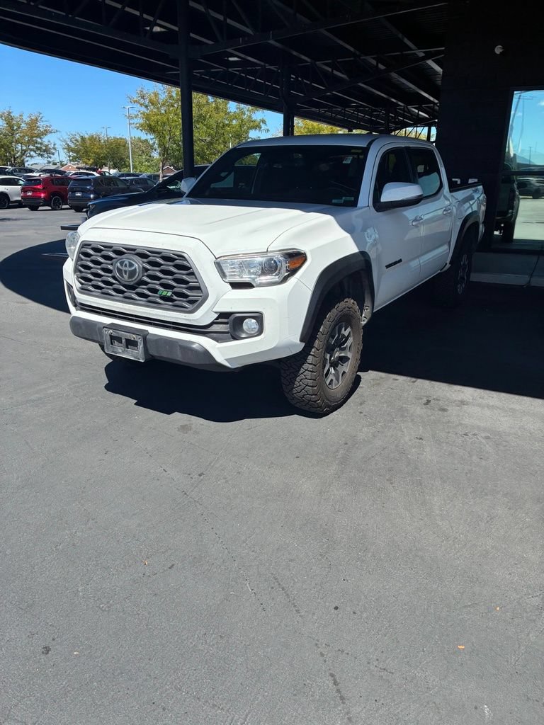 Used 2021 Toyota Tacoma TRD Off-Road w/ Blackout Package (TMS) AWD/4WD image 4