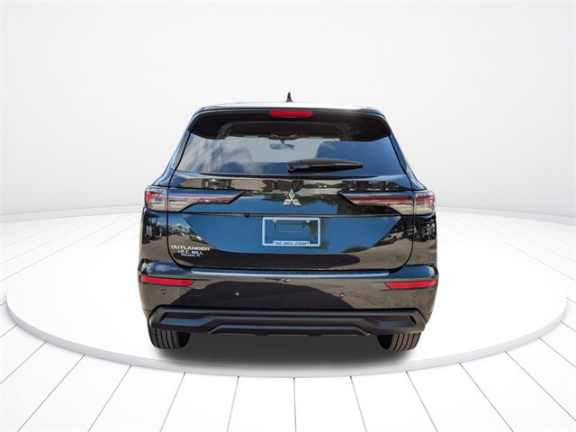 New 2025 Mitsubishi Outlander ES image 5