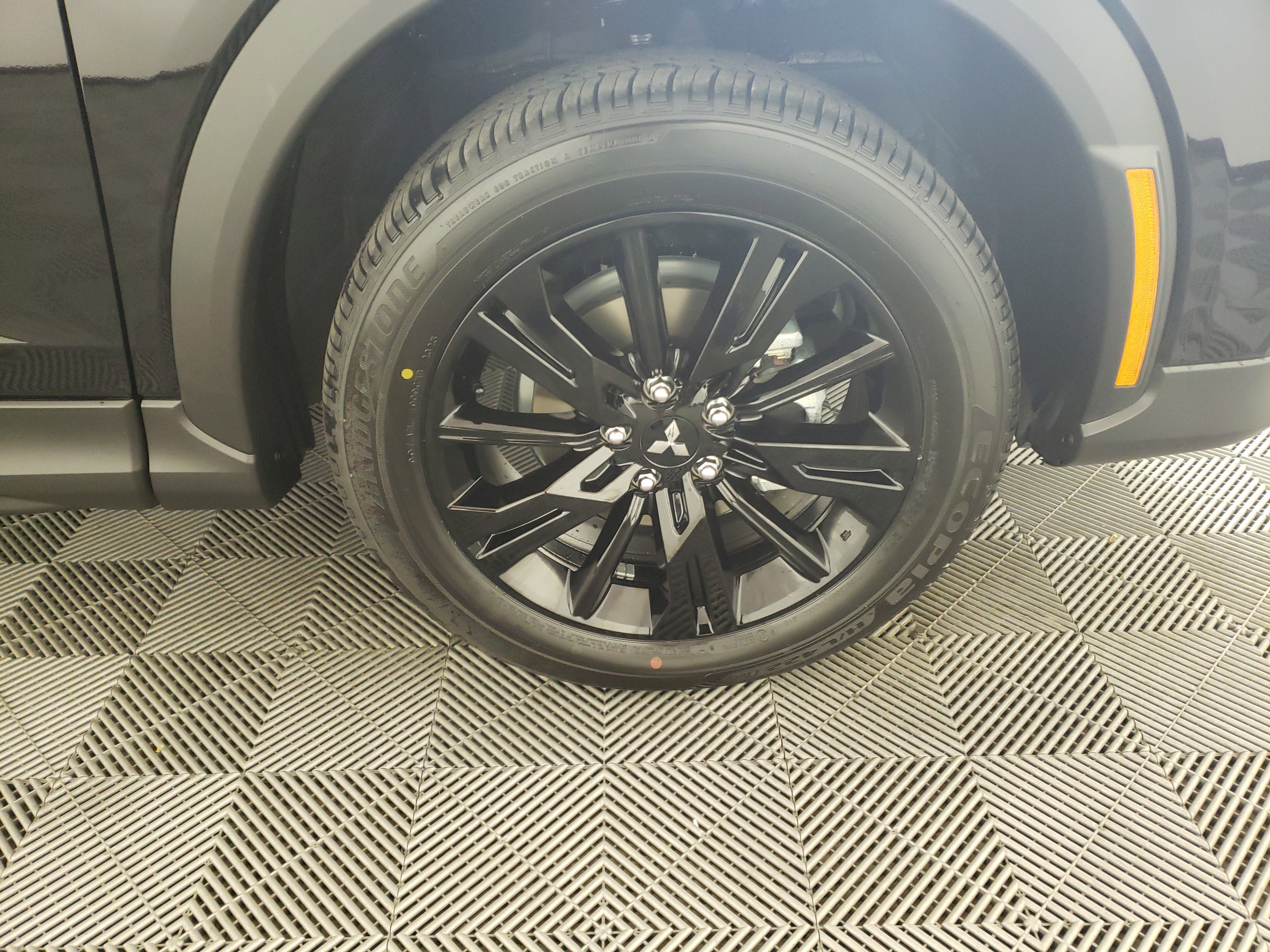 New 2025 Mitsubishi Eclipse Cross LE image 6