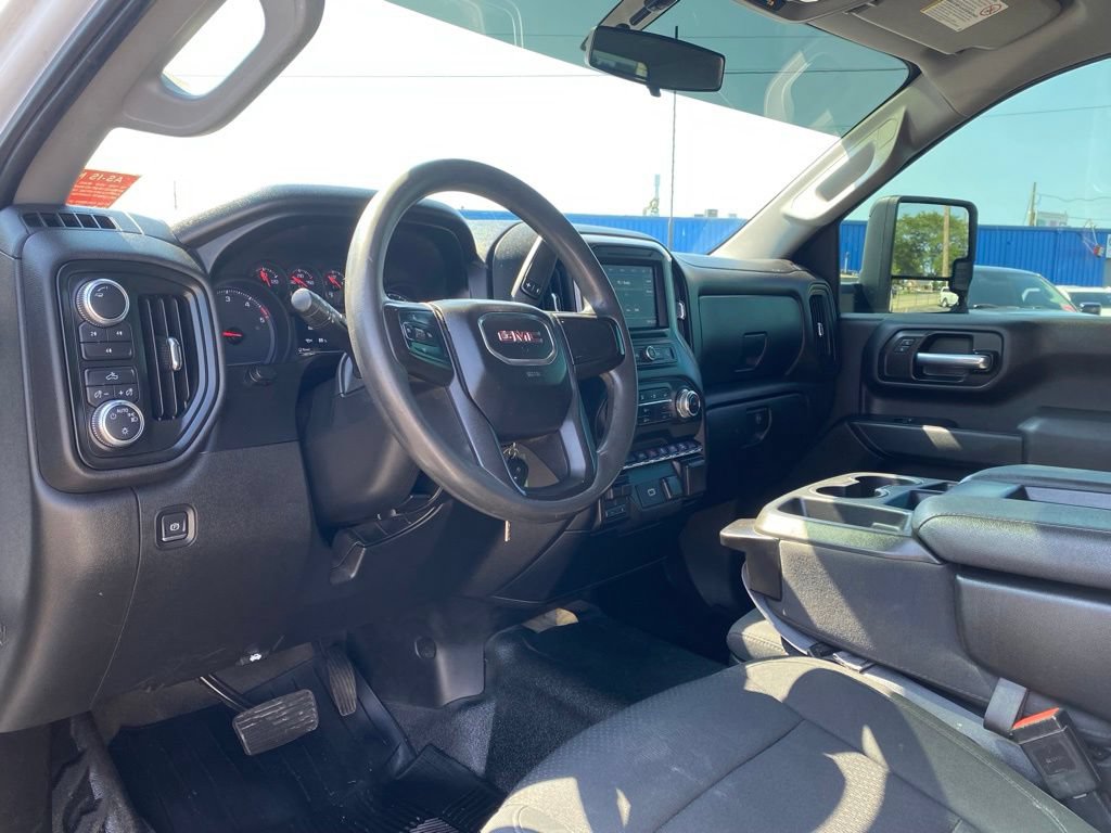 Used 2020 GMC Sierra 3500 4x4 Regular Cab w/ Convenience Package image 9