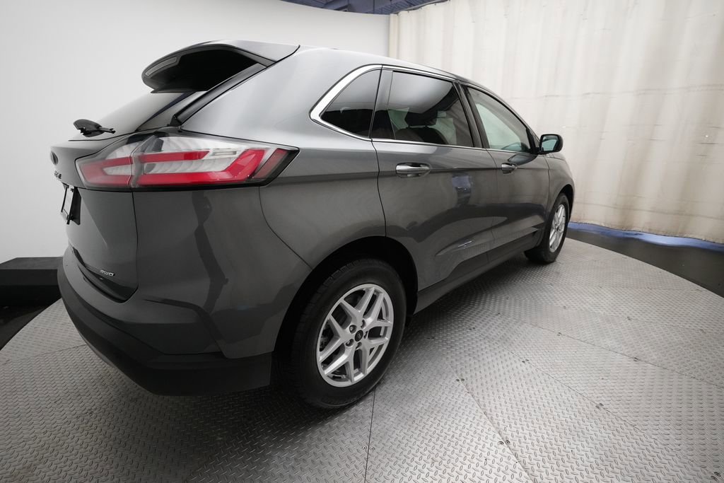 Used 2024 Ford Edge SEL w/ Convenience Package AWD/4WD image 13