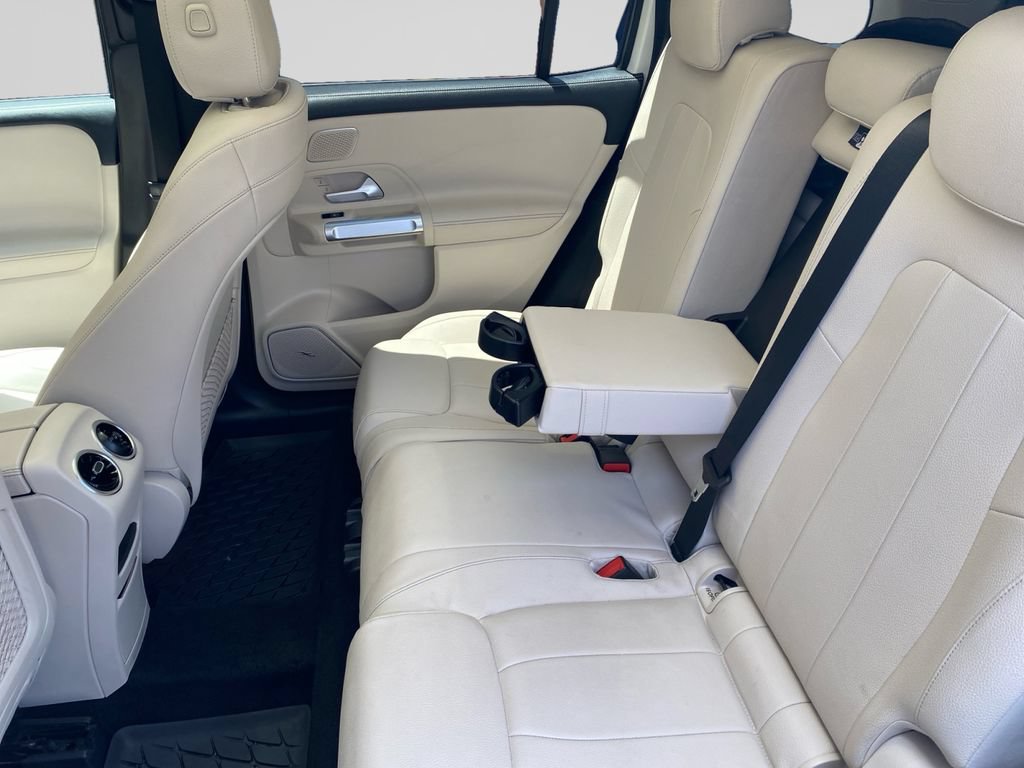 Used 2021 Mercedes-Benz GLB 250 4MATIC image 15