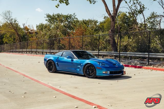 Used 2010 Chevrolet Corvette ZR1 w/ Preferred Equipment Group RWD image 39