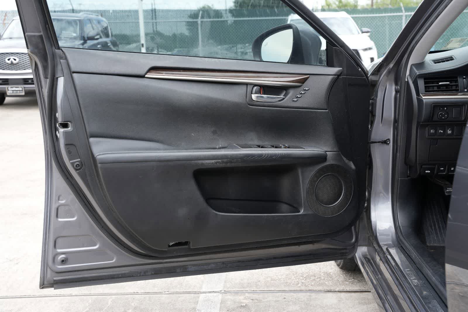 Used 2017 Lexus ES 350 FWD image 17