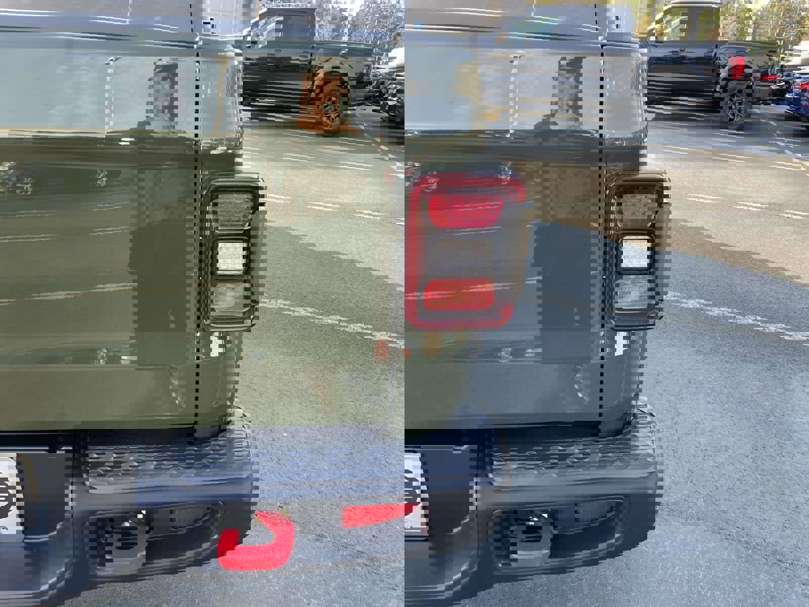 Used 2022 Jeep Gladiator Rubicon w/ LED Lighting Group AWD/4WD image 14