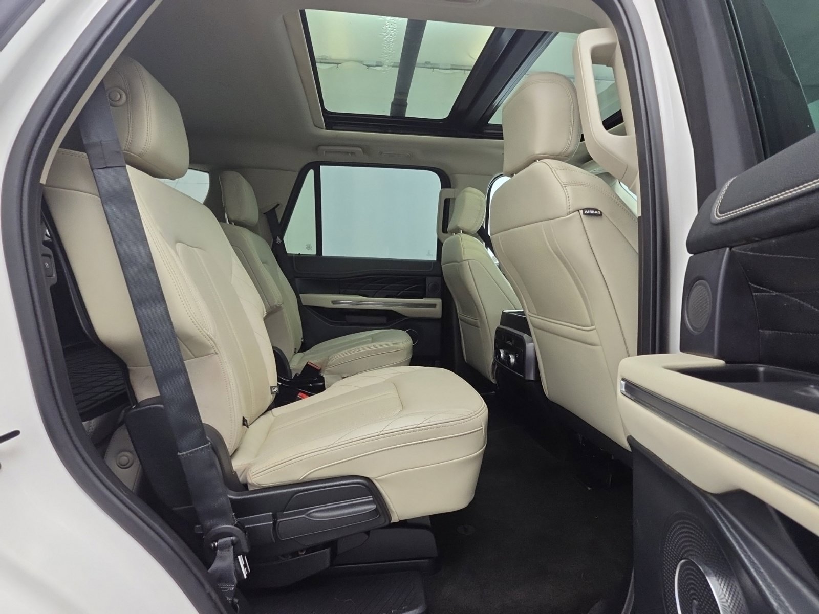 Used 2019 Ford Expedition Platinum AWD/4WD image 42