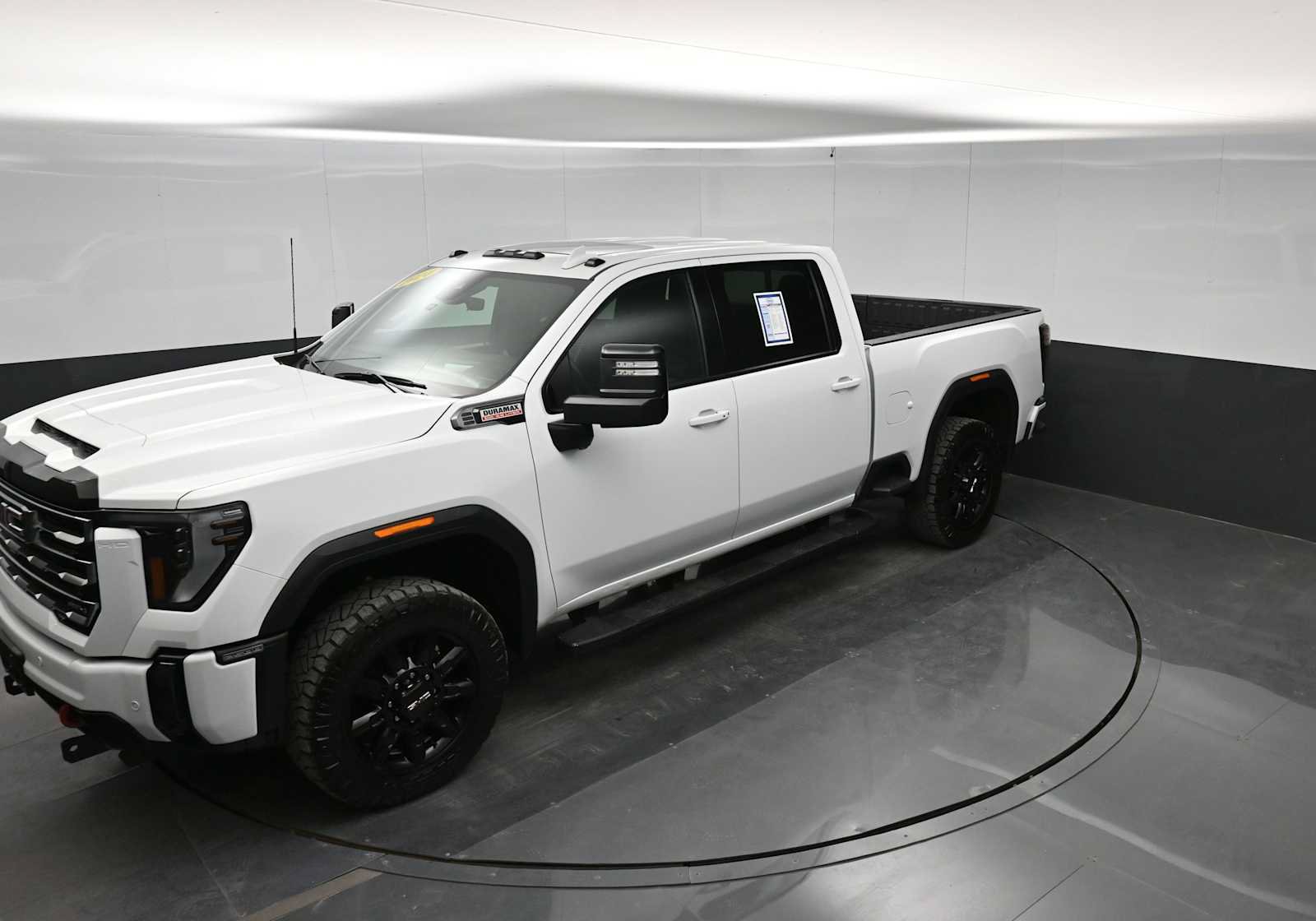 Used 2024 GMC Sierra 2500 AT4 w/ AT4 Premium Plus Package AWD/4WD image 30