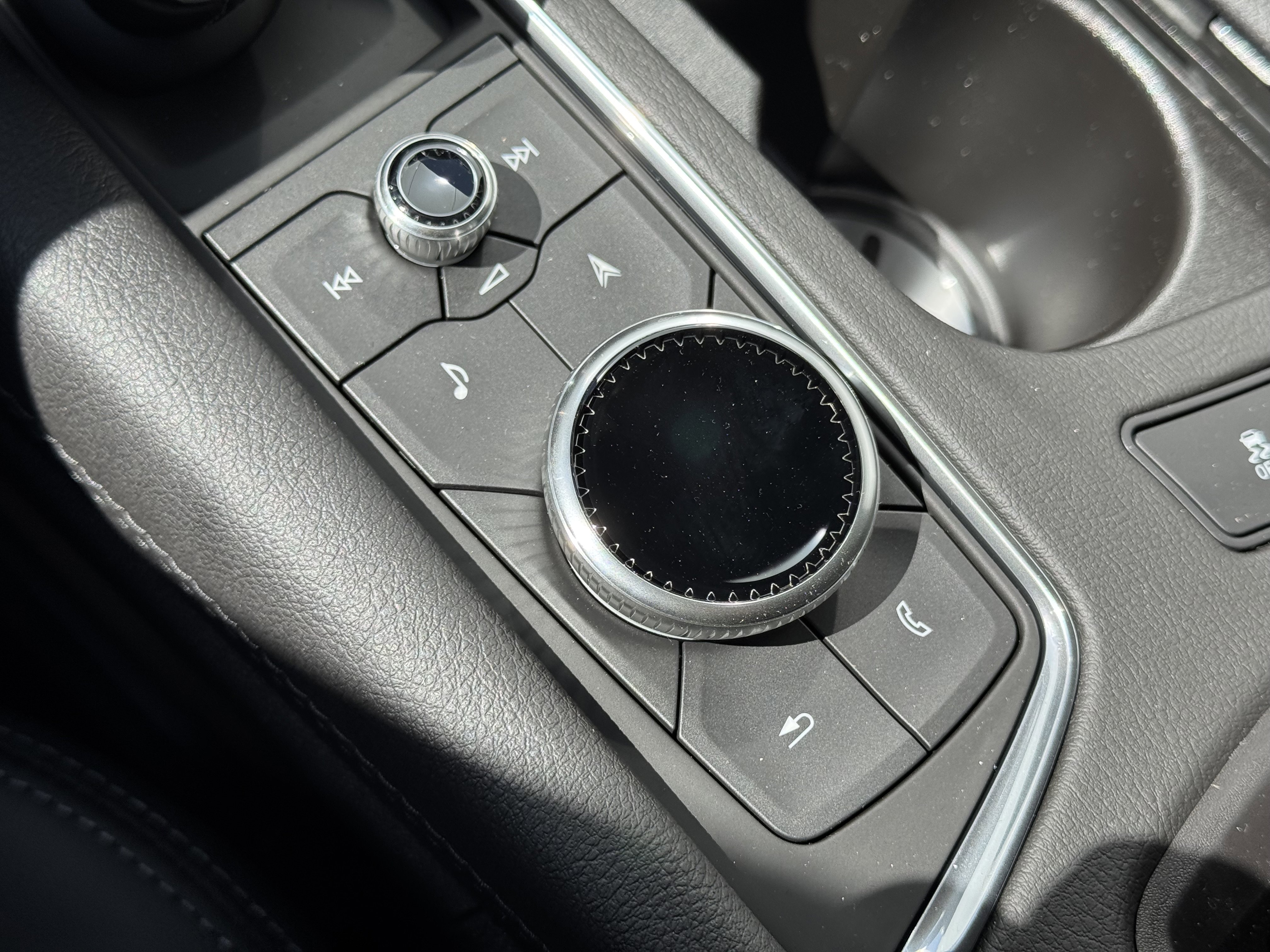 New 2025 Cadillac XT5 Sportv w/ Technology Package image 25