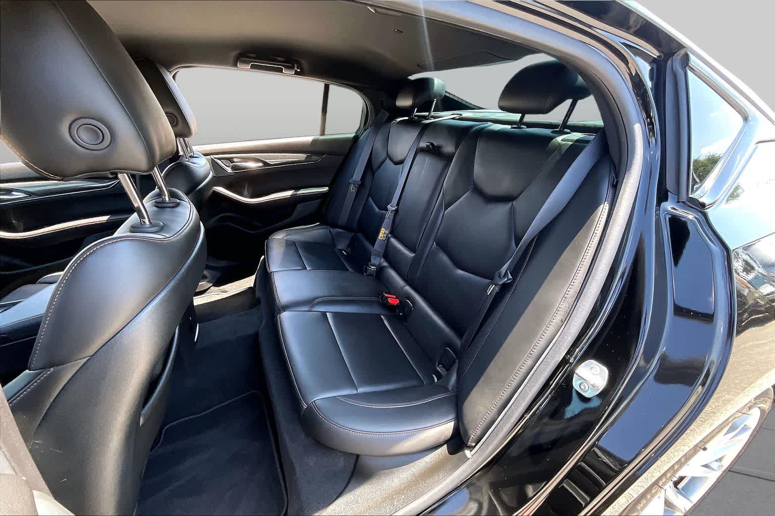 Used 2025 Cadillac CT5 Sport RWD image 19