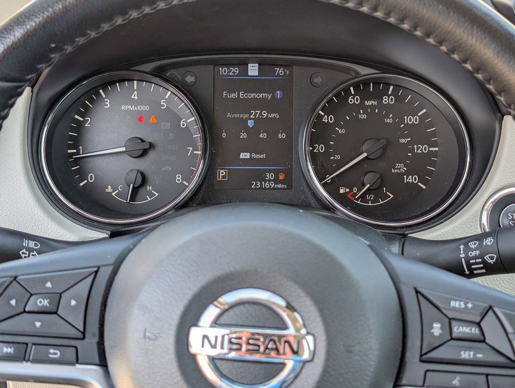 Used 2022 Nissan Rogue Sport SL AWD/4WD image 17