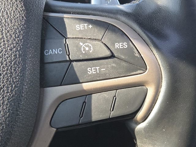 Used 2016 Jeep Grand Cherokee Limited image 14